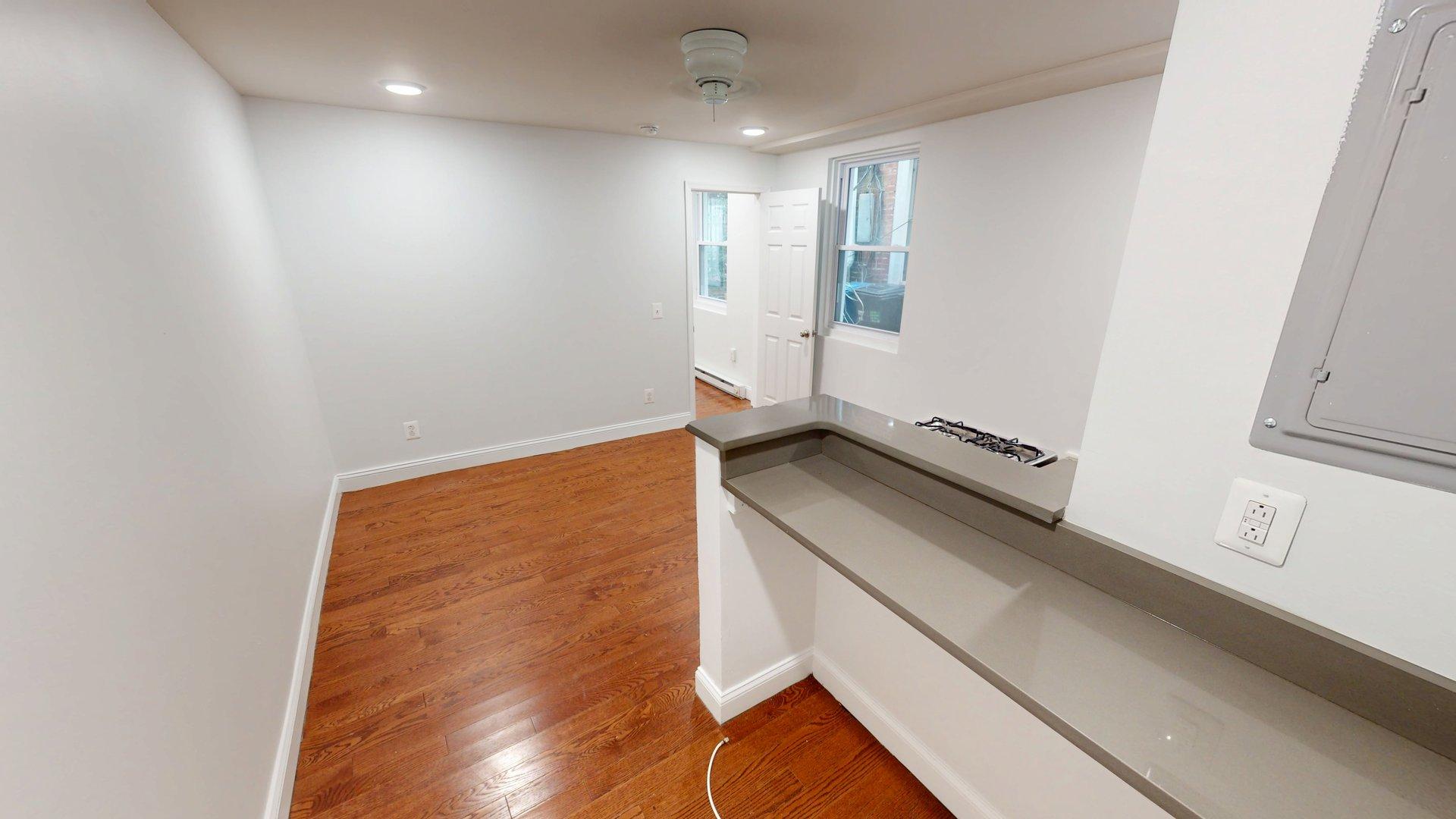 1622 Pine Street - 1R