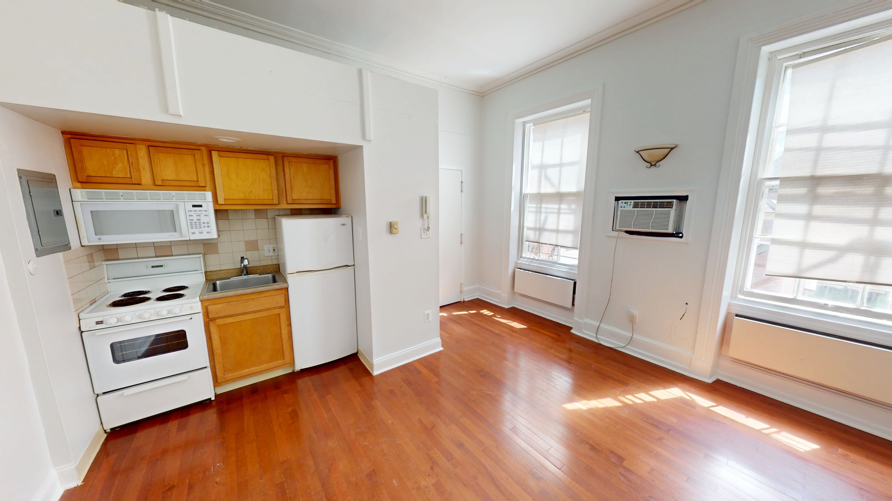 1814 Spruce Street - 3M