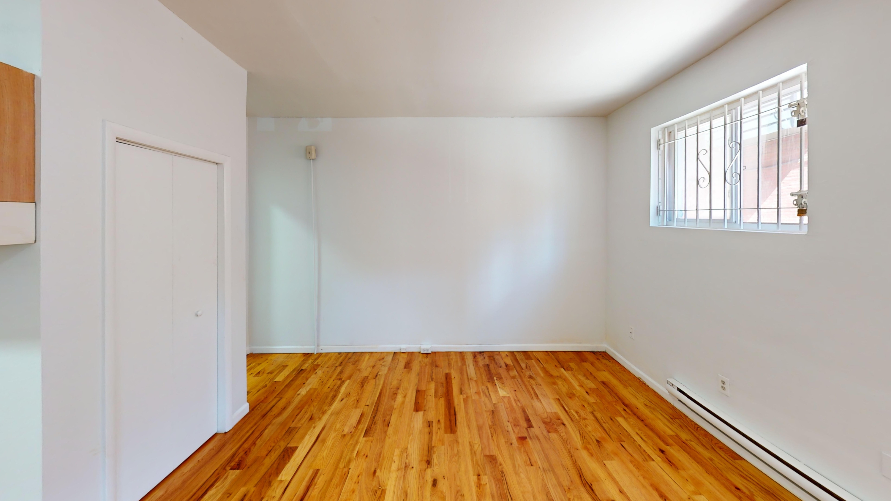 918 Pine Street - 1R